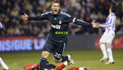 德甲焦点战，斯图加特主场迎战霍芬海姆，努贝尔昂达夫领衔，鲍曼曹法尔关键对决