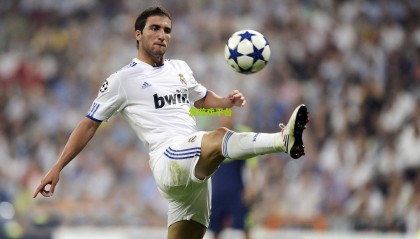 战术博弈升级？皇马内部质疑西蒙尼执教风格，称其逾越竞技伦理红线