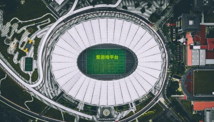 热刺瞄准西蒙斯,7000万欧元报价在即,球员周薪要求超20万英镑